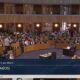 Tagung des Österreichischen Nationalrats, Die Sitze nur halb besetzt, Fiona Fiedler spricht am Rednerpult